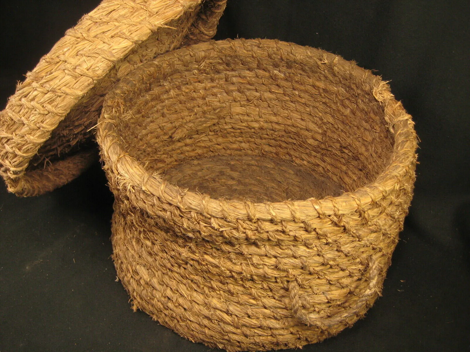 Antique Japanese Taisho Era (C. 1920) Rope Weave Kago Lidded Storage Basket