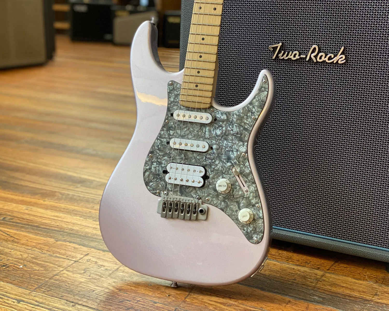 Crews Maniac Bottom's UP With Style' - ST-Style w/ Wilkinson Trem