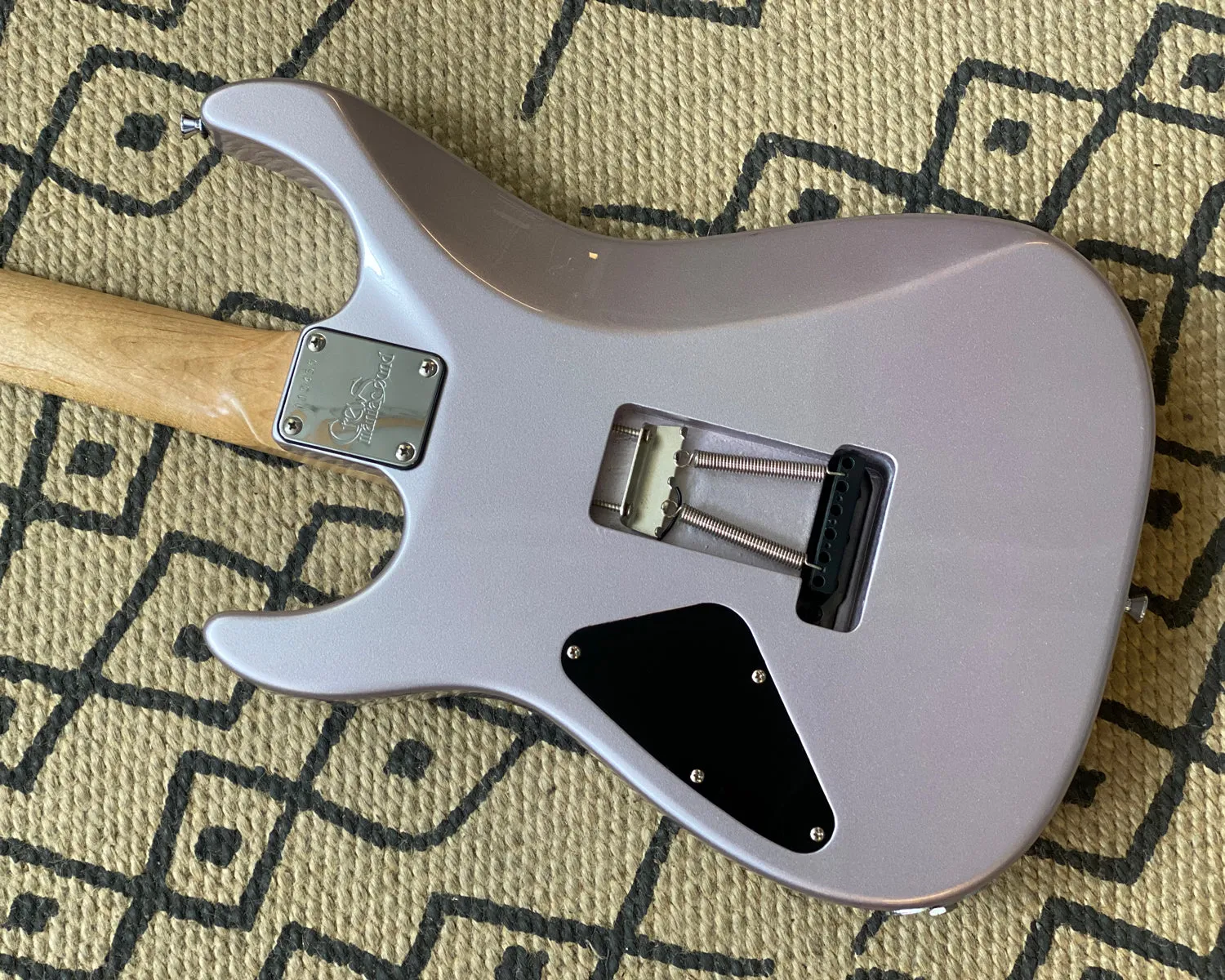 Crews Maniac Bottom's UP With Style' - ST-Style w/ Wilkinson Trem