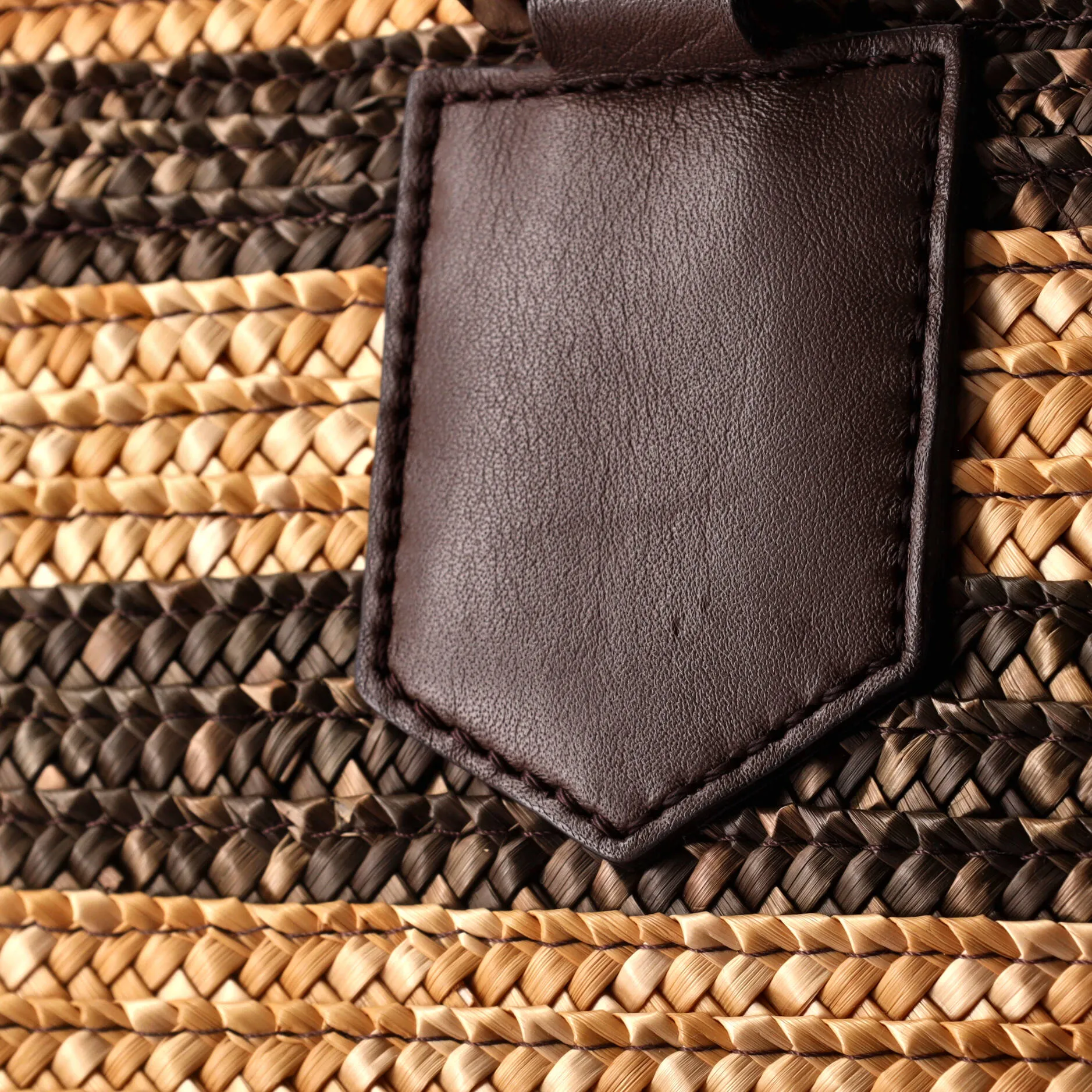 Drawstring Basket Tote Raffia with Pequin Canvas Interior