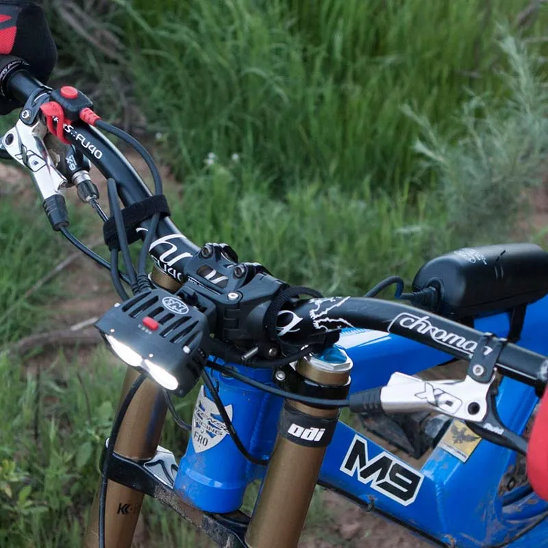 Pro 4200 Enduro Front Bike Light w/ Thumb Remote